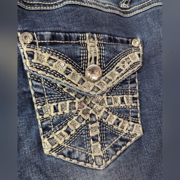 Cato denim contemporary women's capri jeans with embellished pockets size 16 - Picture 5 of 6